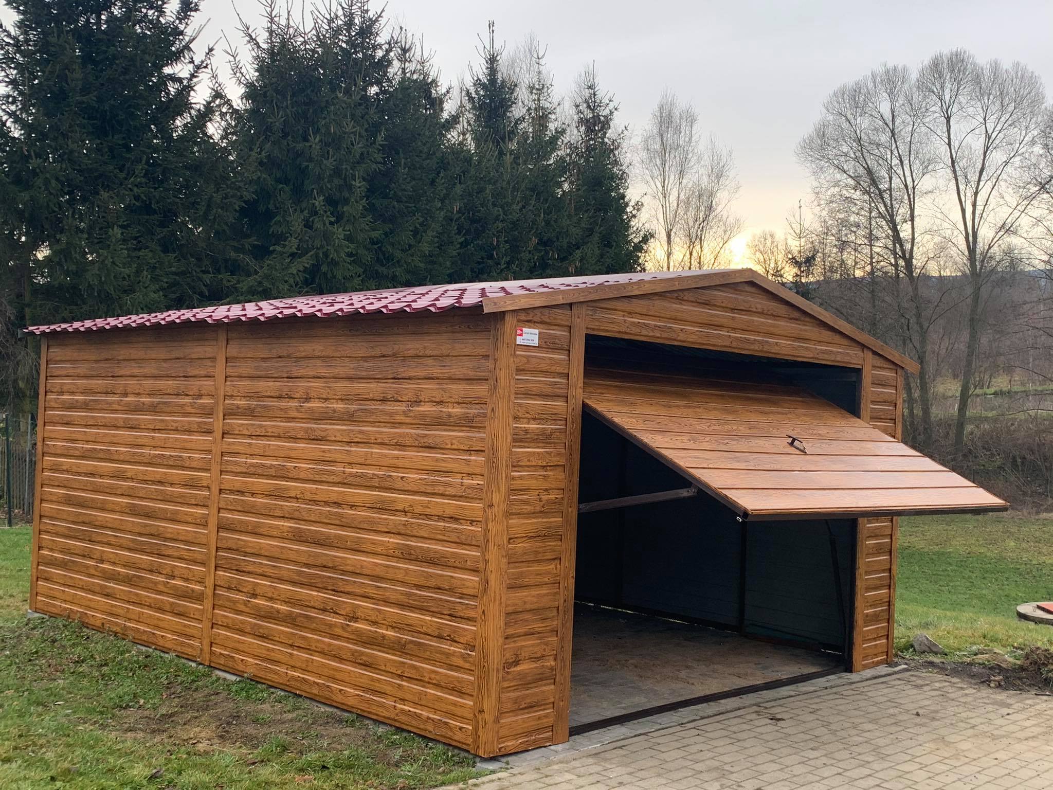 Garaż Premium 3.5x6 Blachodachówka NR 92
